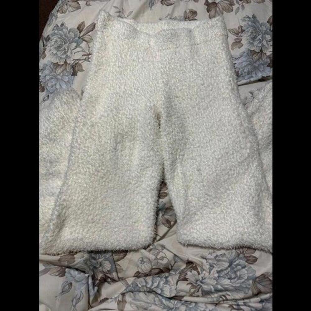 Cozy up in Style with Aerie's New Fuzzy Lounge Pants - Brand New with Tags!